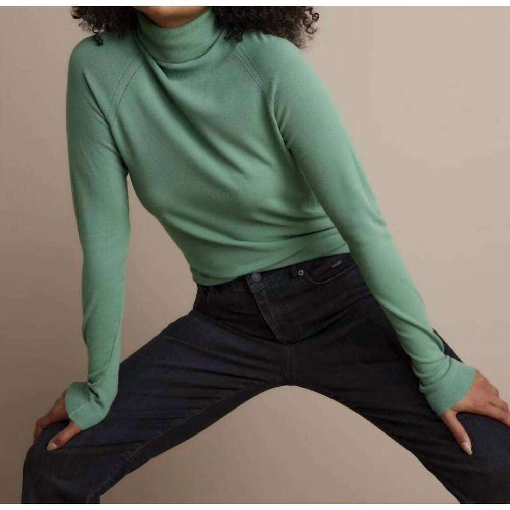 NEW SUMMUM turtle neck basic knit sweater in jade